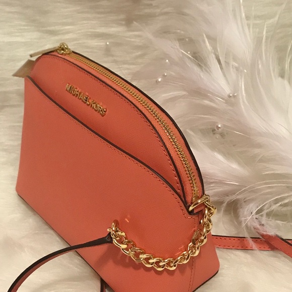 🧡NEW MICHAEL KORS 🧡 MK EMMY CROSSBODY DOME - Picture 4 of 8